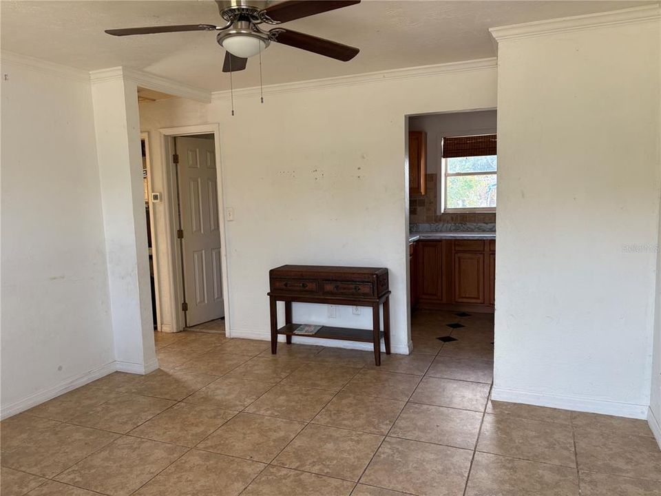 For Sale: $174,700 (3 beds, 2 baths, 1143 Square Feet)