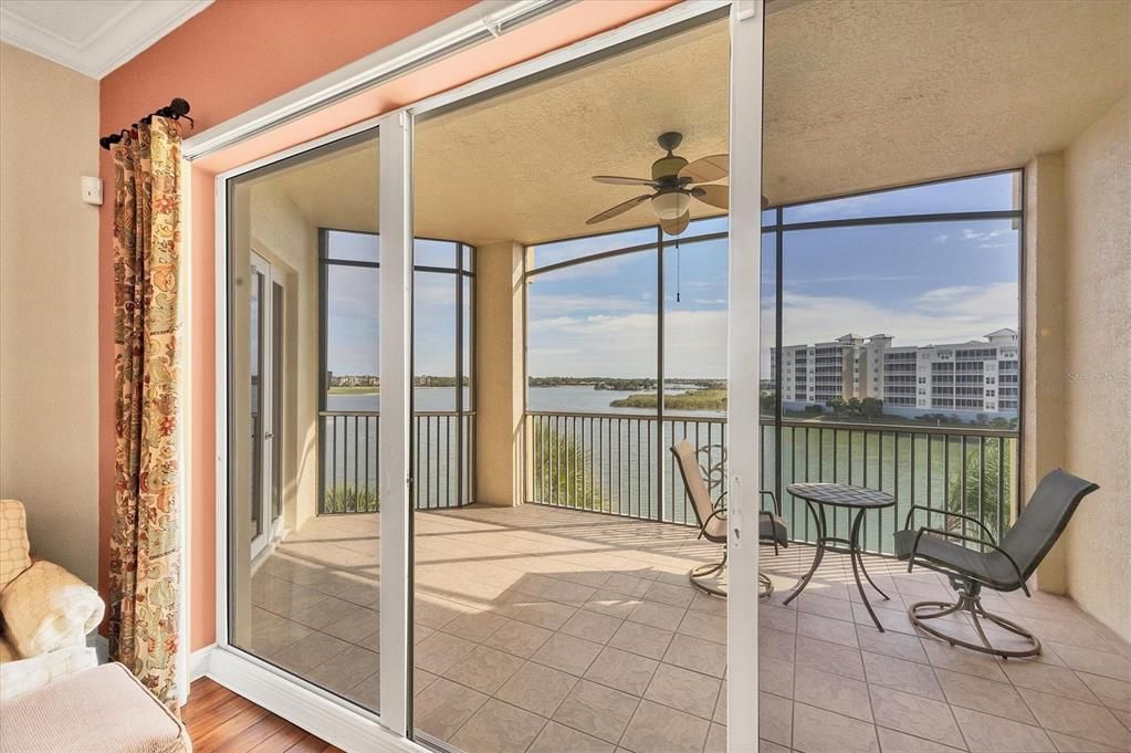 На продажу: $549,900 (3 спален, 2 ванн, 1916 Квадратных фут)