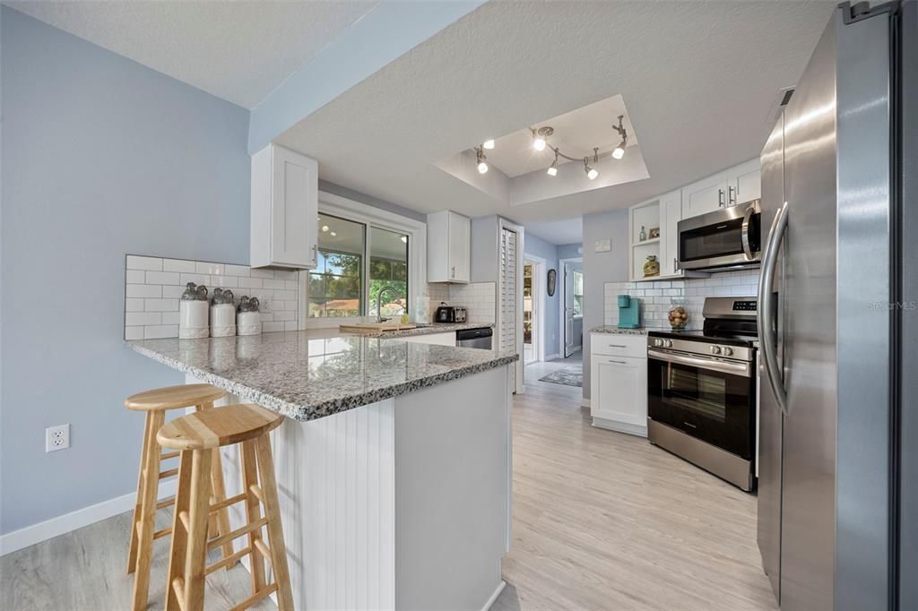 For Sale: $260,000 (2 beds, 2 baths, 1260 Square Feet)