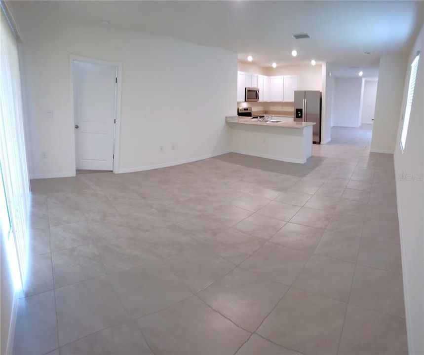 En Venta: $340,000 (3 camas, 2 baños, 1546 Pies cuadrados)