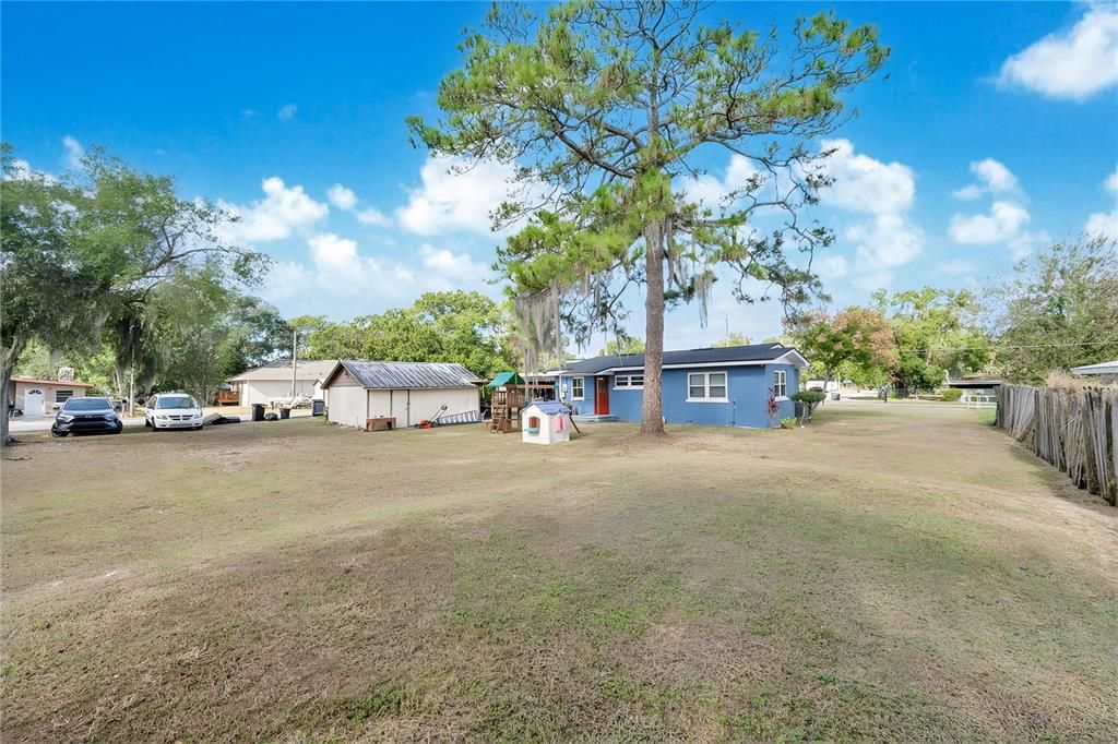 待售: $220,000 (2 贝兹, 1 浴室, 1208 平方英尺)