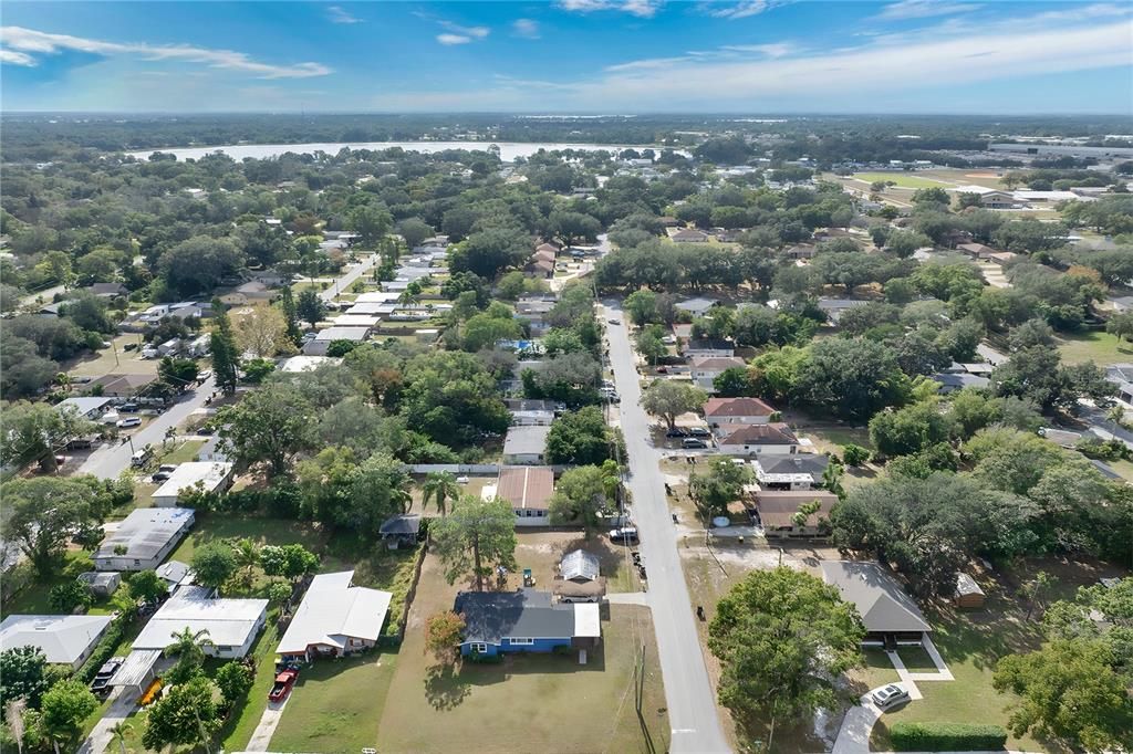 待售: $220,000 (2 贝兹, 1 浴室, 1208 平方英尺)