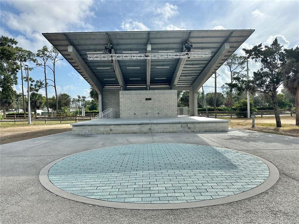 待售: $27,000 (0.18 acres)