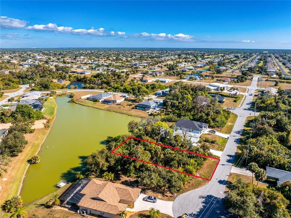 待售: $27,000 (0.18 acres)