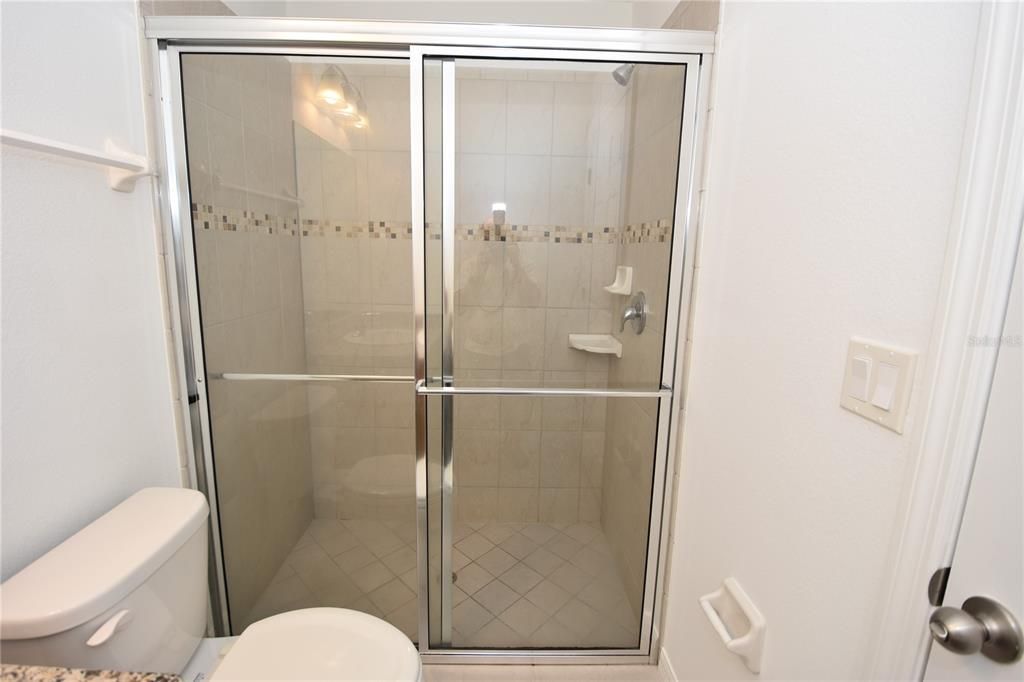 В аренду: $1,700 (3 спален, 2 ванн, 1212 Квадратных фут)