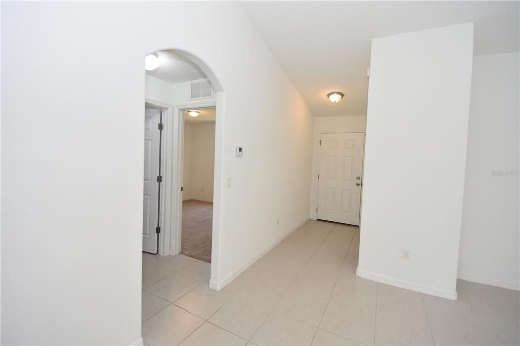 В аренду: $1,700 (3 спален, 2 ванн, 1212 Квадратных фут)