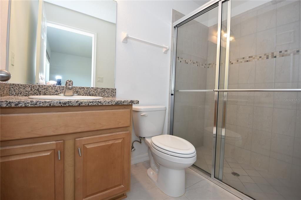 В аренду: $1,700 (3 спален, 2 ванн, 1212 Квадратных фут)