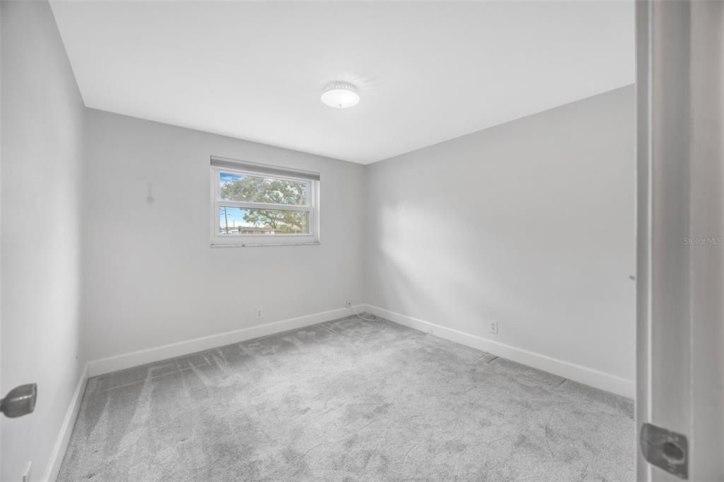 待售: $550,000 (3 贝兹, 2 浴室, 1973 平方英尺)