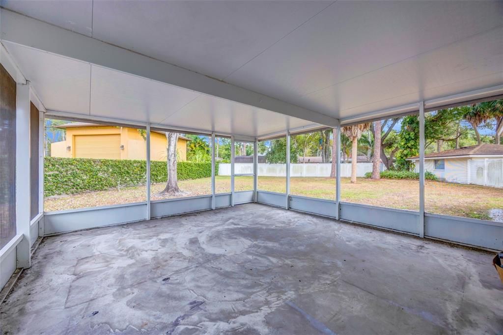 待售: $550,000 (3 贝兹, 2 浴室, 1973 平方英尺)