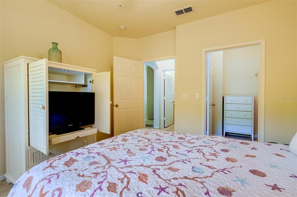 For Rent: $1,500 (1 beds, 1 baths, 660 Square Feet)