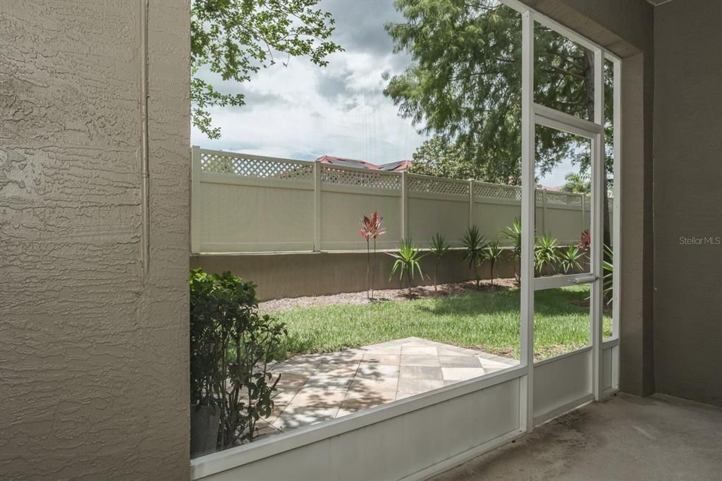 For Rent: $2,550 (2 beds, 2 baths, 1731 Square Feet)