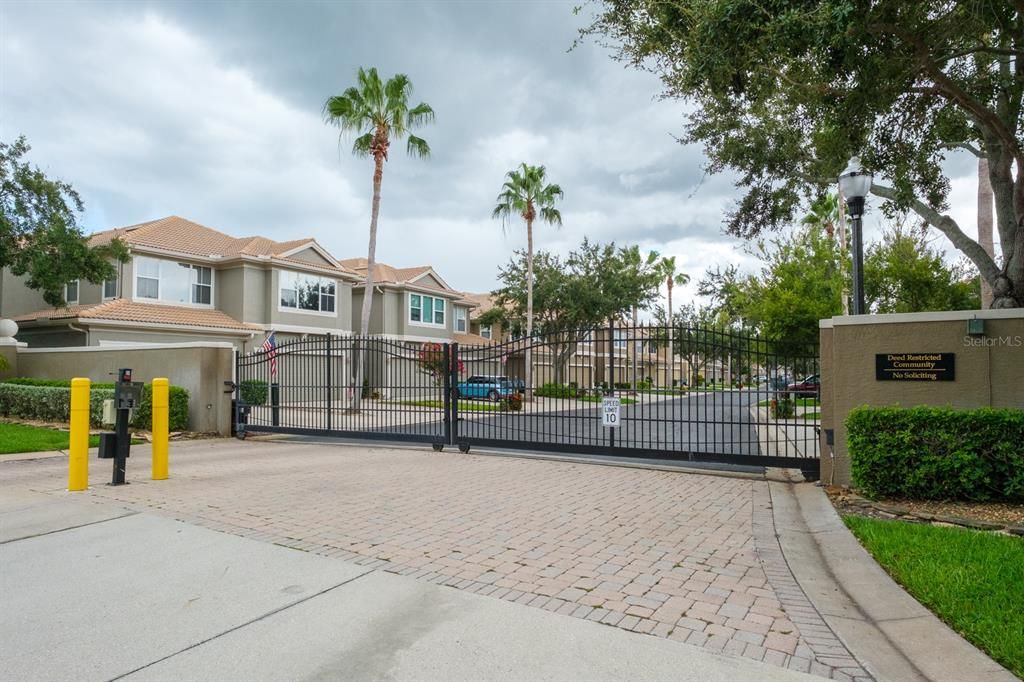 For Rent: $2,550 (2 beds, 2 baths, 1731 Square Feet)