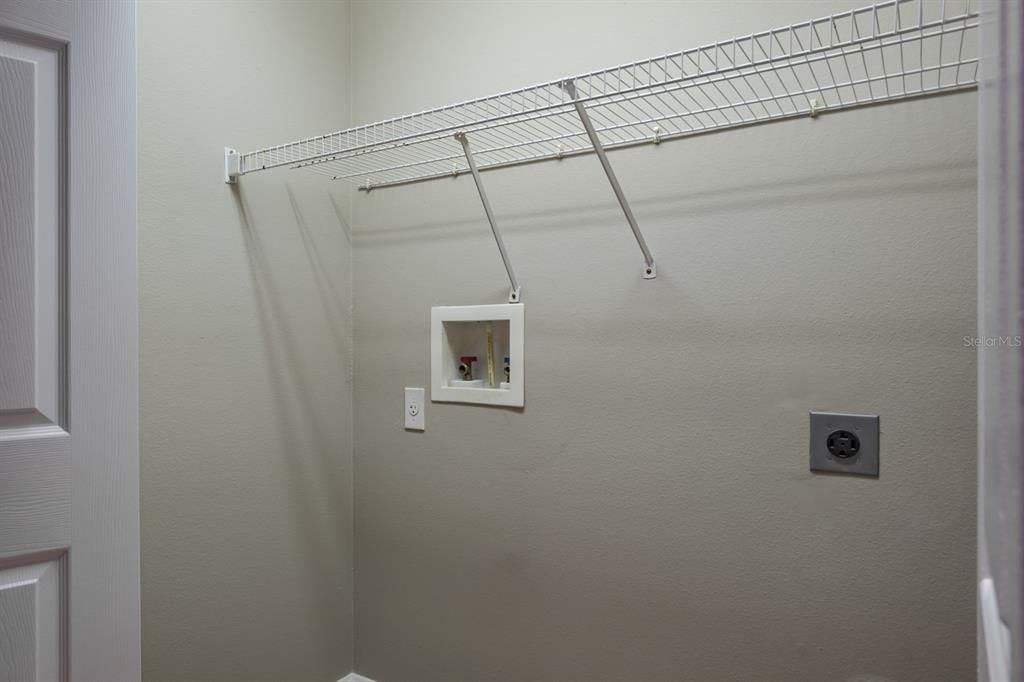 For Rent: $2,550 (2 beds, 2 baths, 1731 Square Feet)