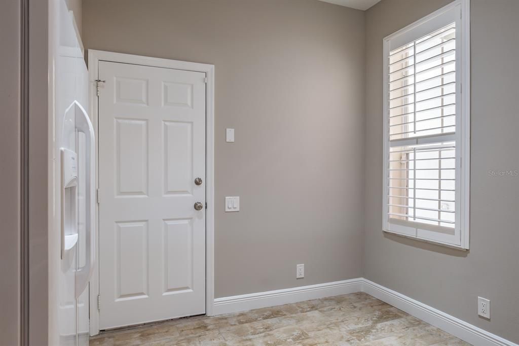 For Rent: $2,550 (2 beds, 2 baths, 1731 Square Feet)