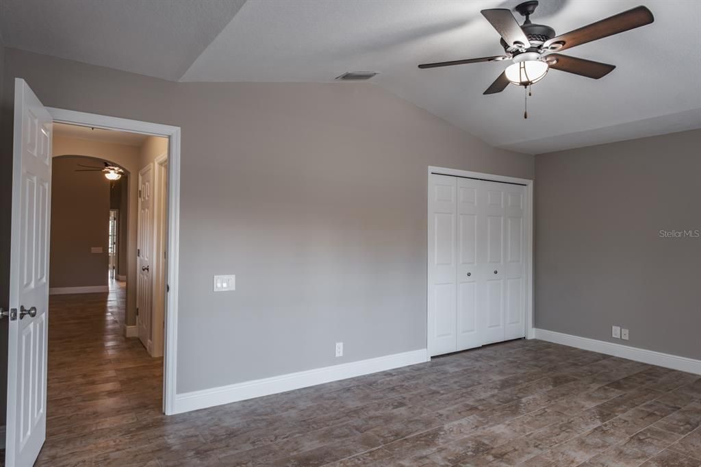 For Rent: $2,550 (2 beds, 2 baths, 1731 Square Feet)