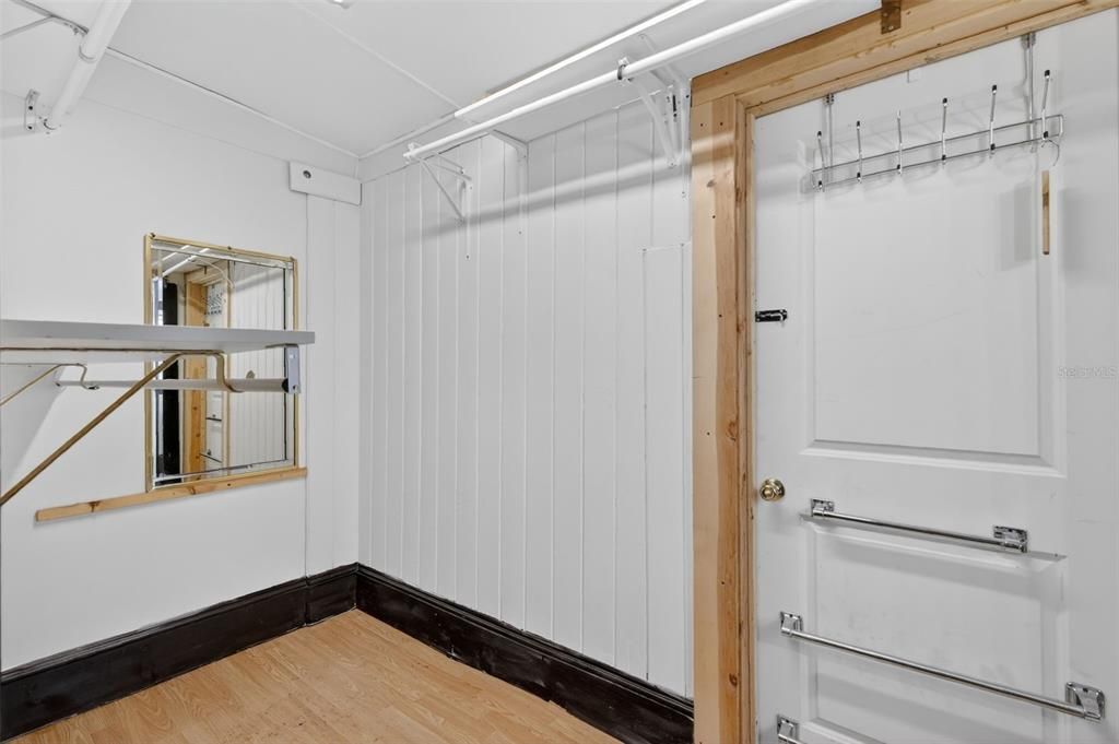 待售: $565,000 (3 贝兹, 2 浴室, 1383 平方英尺)