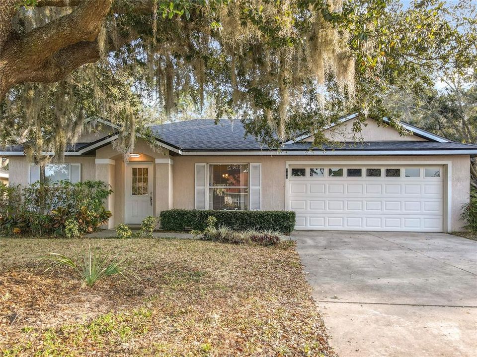 На продажу: $275,000 (3 спален, 2 ванн, 1204 Квадратных фут)