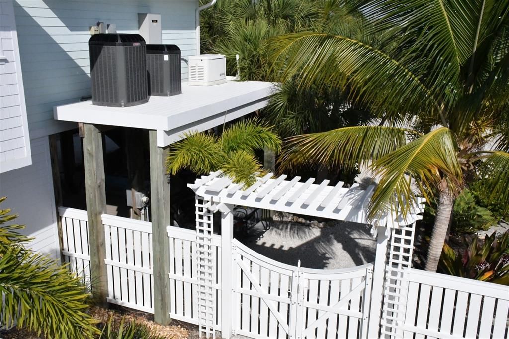 En Venta: $1,950,000 (3 camas, 3 baños, 2558 Pies cuadrados)