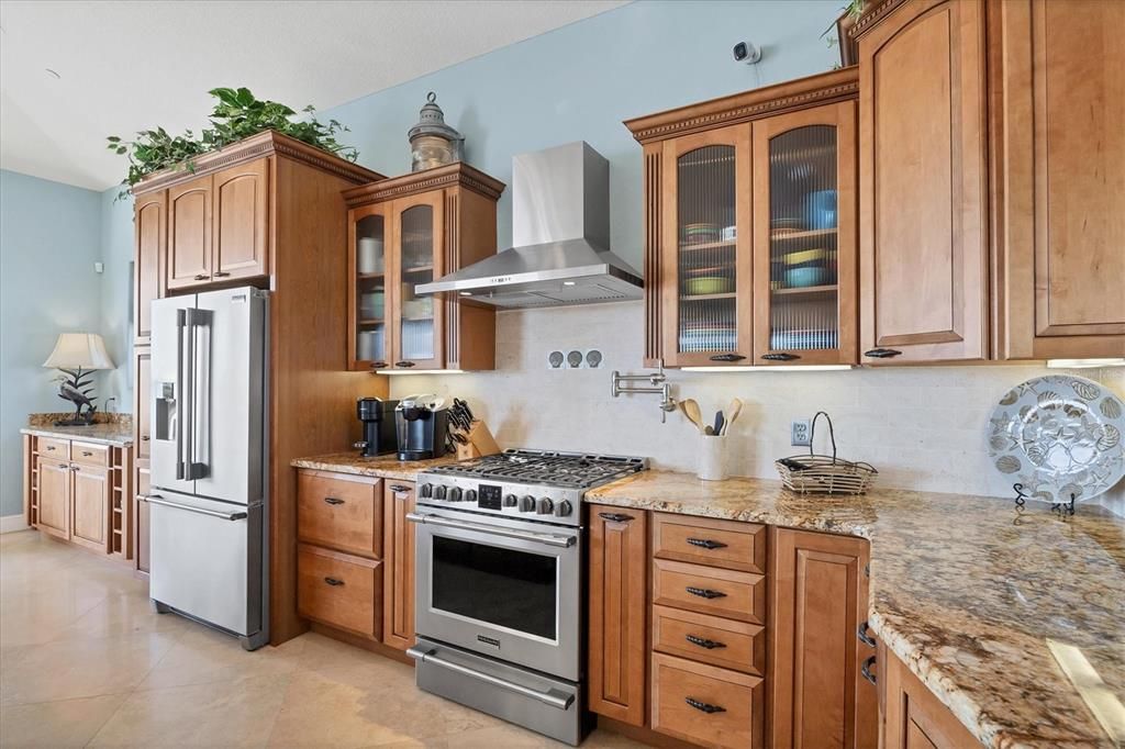 En Venta: $1,950,000 (3 camas, 3 baños, 2558 Pies cuadrados)