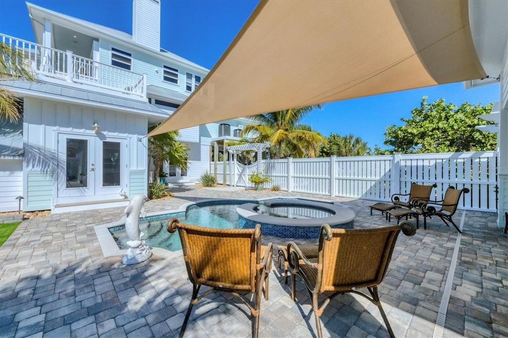 En Venta: $1,950,000 (3 camas, 3 baños, 2558 Pies cuadrados)