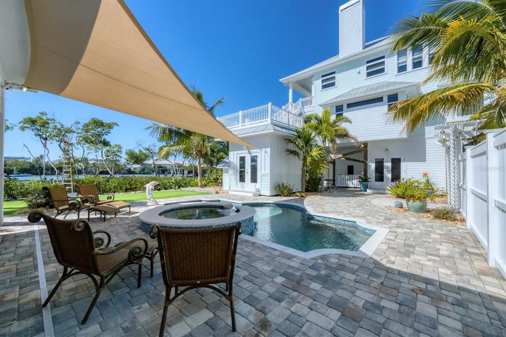 En Venta: $1,950,000 (3 camas, 3 baños, 2558 Pies cuadrados)