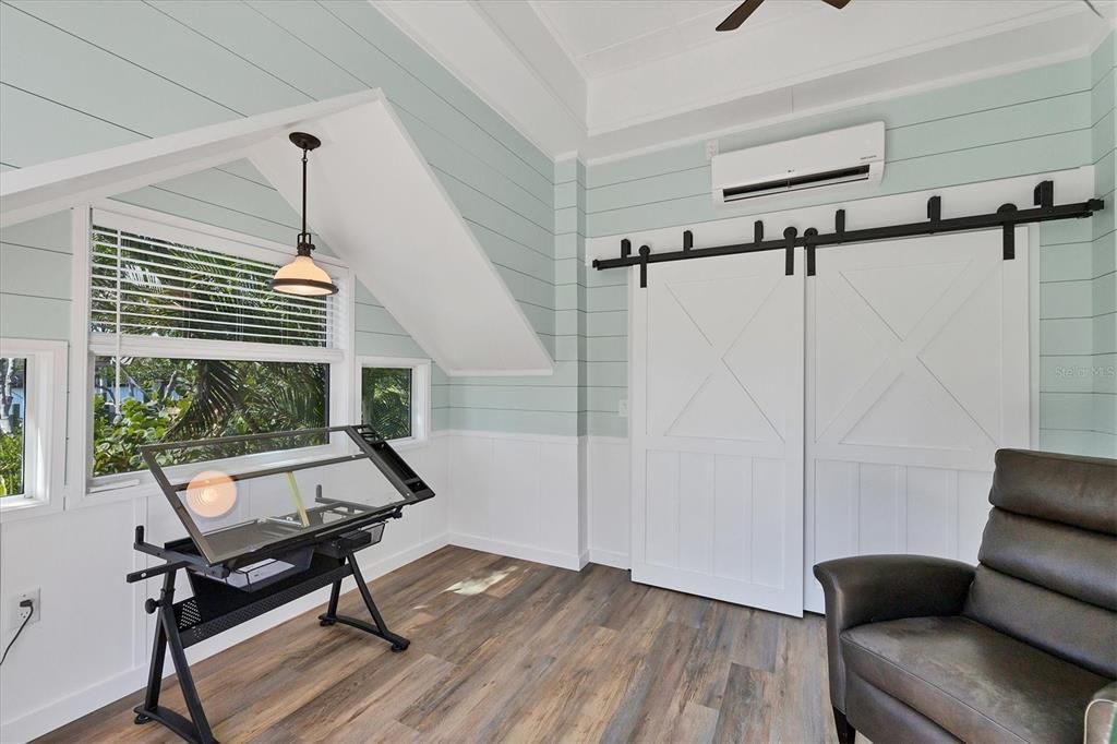 En Venta: $1,950,000 (3 camas, 3 baños, 2558 Pies cuadrados)