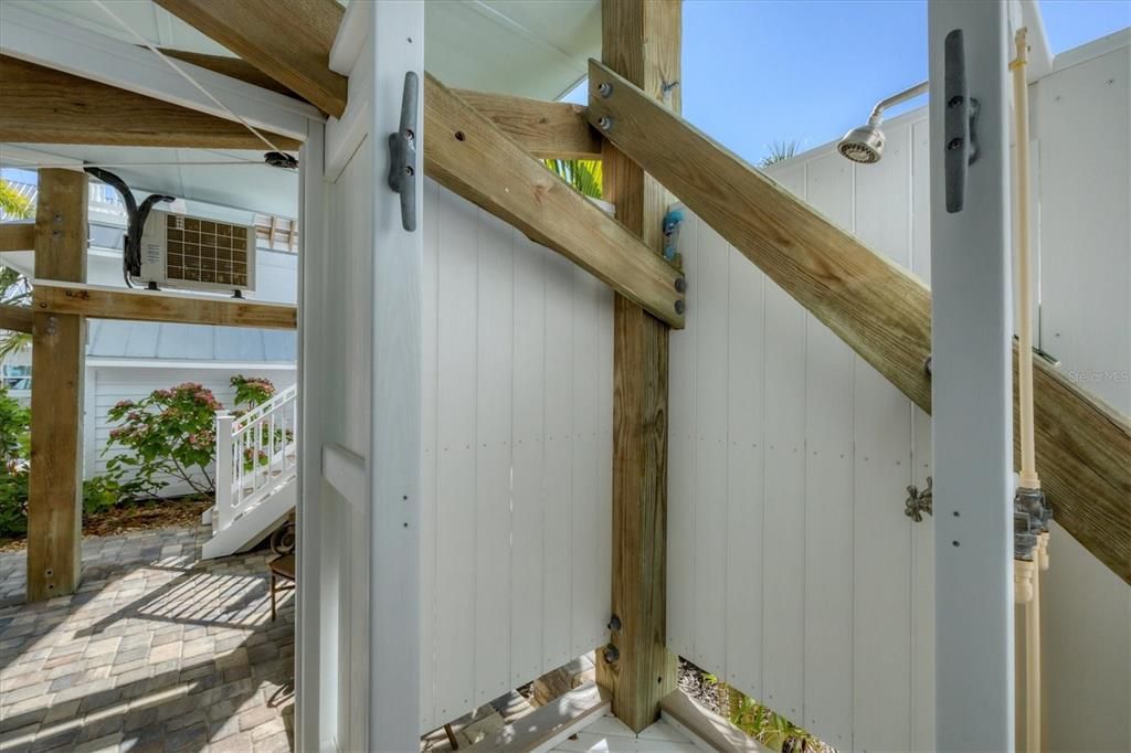 En Venta: $1,950,000 (3 camas, 3 baños, 2558 Pies cuadrados)