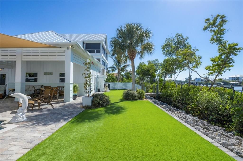 En Venta: $1,950,000 (3 camas, 3 baños, 2558 Pies cuadrados)