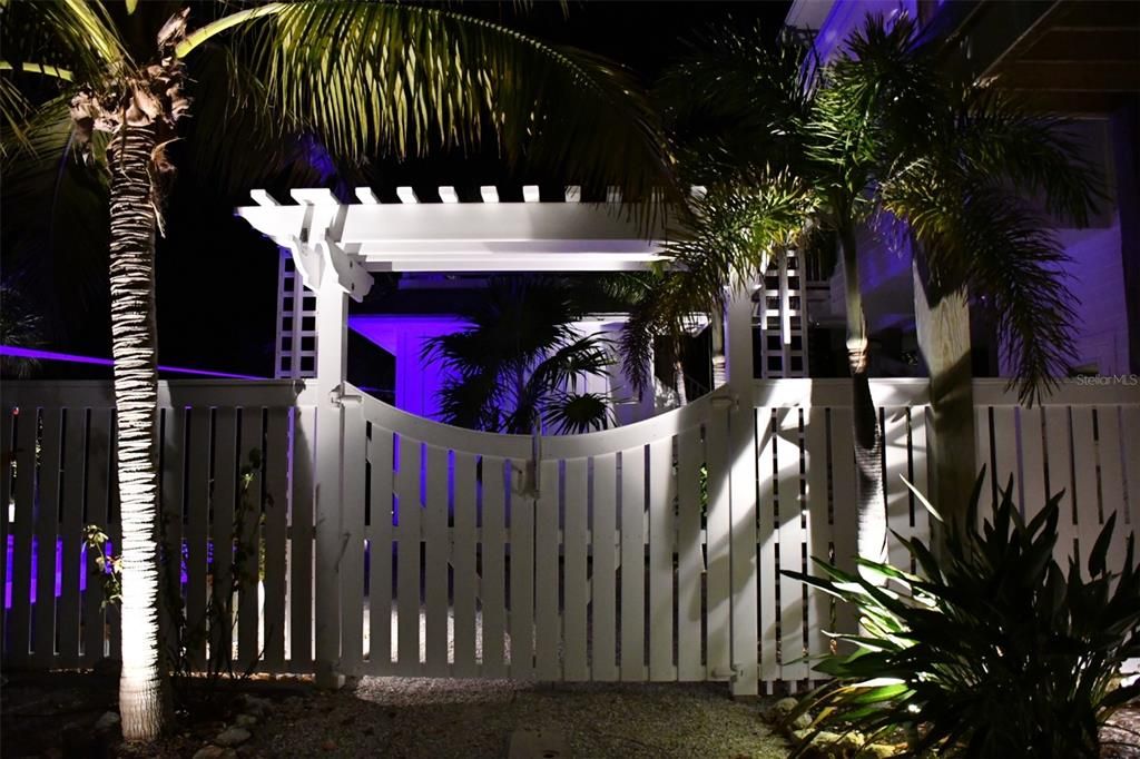 En Venta: $1,950,000 (3 camas, 3 baños, 2558 Pies cuadrados)