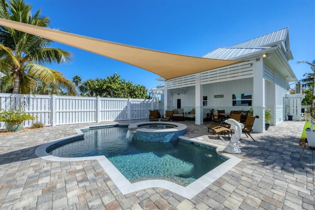 En Venta: $1,950,000 (3 camas, 3 baños, 2558 Pies cuadrados)