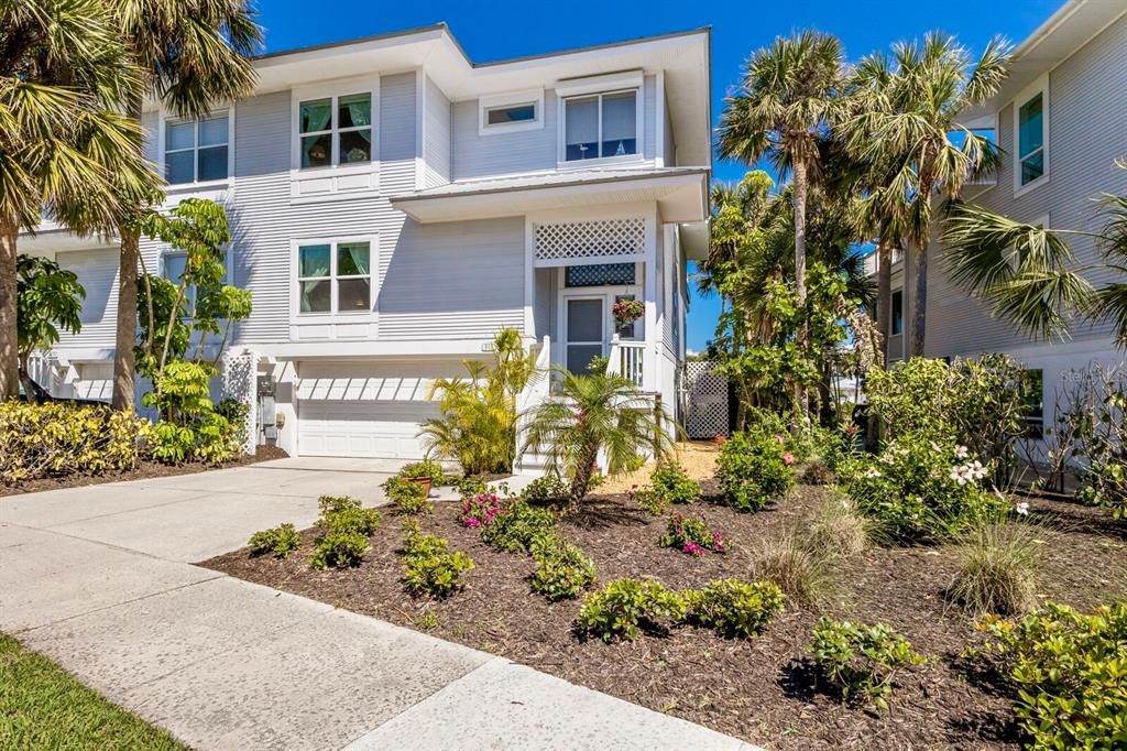 待售: $1,950,000 (3 贝兹, 3 浴室, 1910 平方英尺)