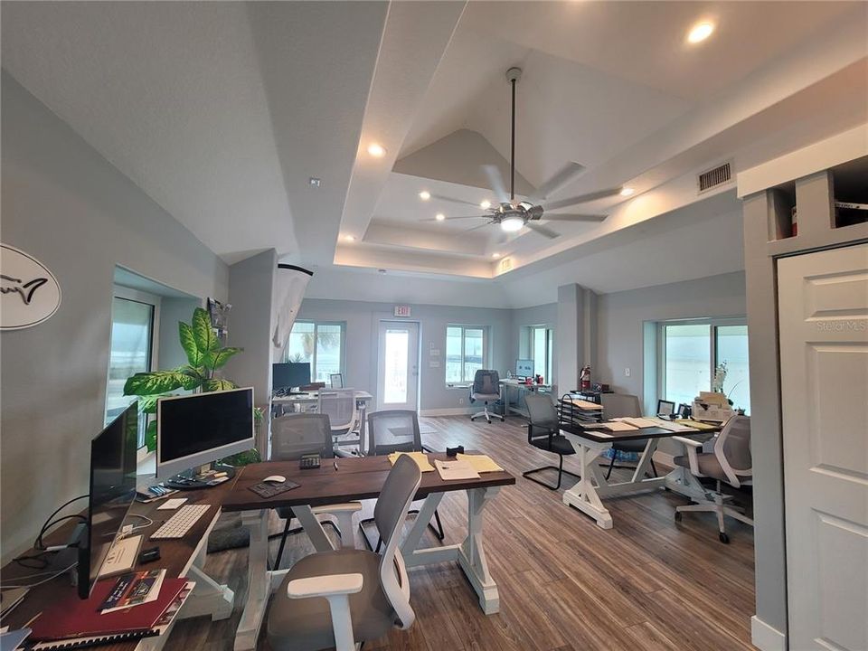 待售: $1,395,000 (0 贝兹, 0 浴室, 1280 平方英尺)