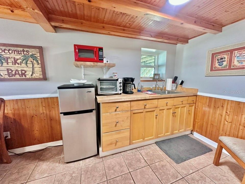 待售: $1,395,000 (0 贝兹, 0 浴室, 1280 平方英尺)