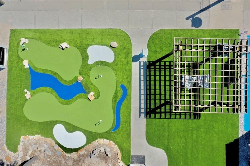 待售: $1,395,000 (0 贝兹, 0 浴室, 1280 平方英尺)