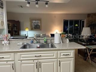 На продажу: $609,000 (3 спален, 2 ванн, 1799 Квадратных фут)