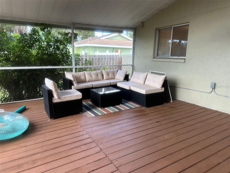 待售: $375,000 (3 贝兹, 2 浴室, 1036 平方英尺)