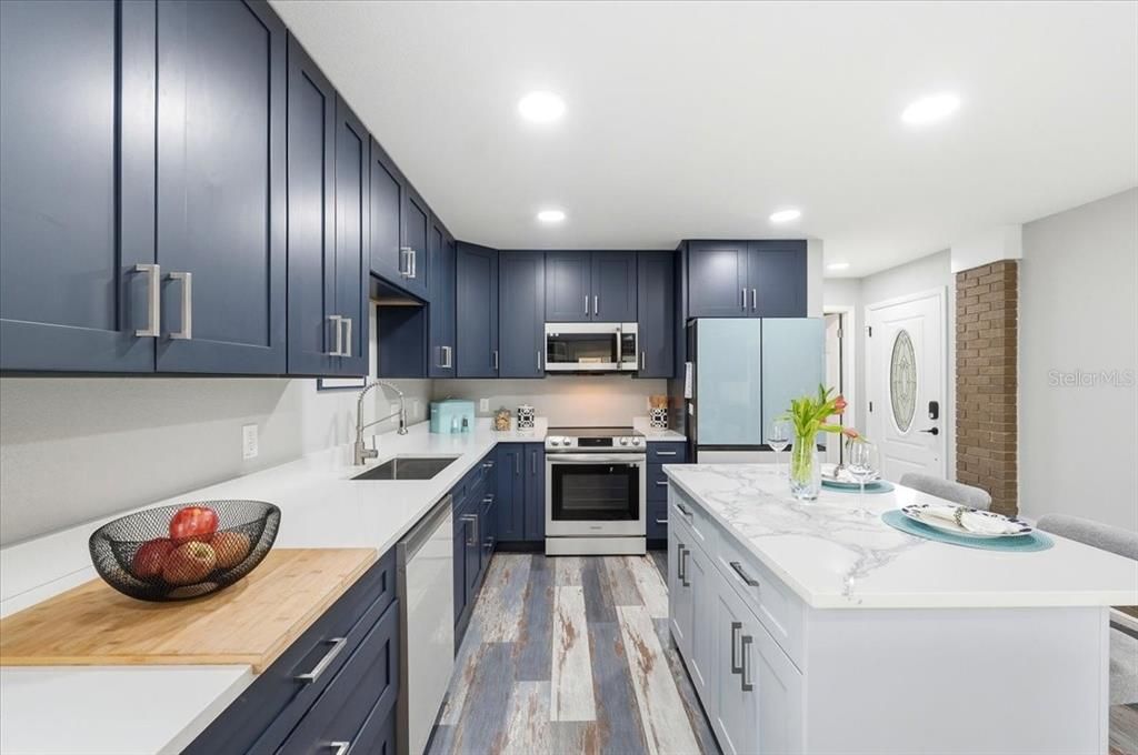 待售: $643,000 (3 贝兹, 4 浴室, 3051 平方英尺)