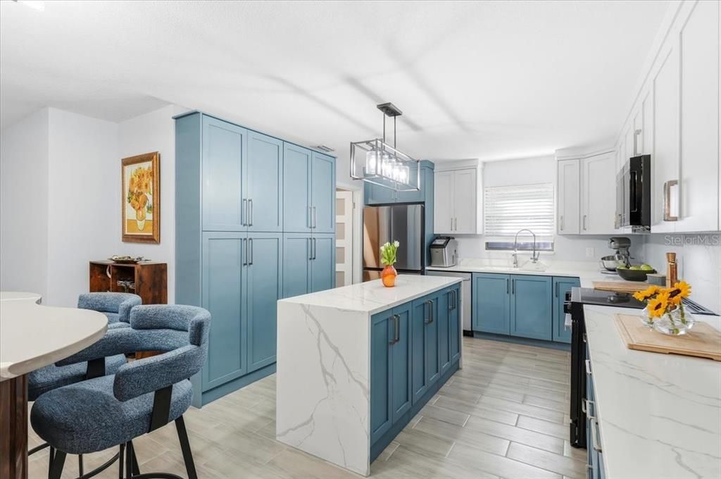 待售: $643,000 (3 贝兹, 4 浴室, 3051 平方英尺)