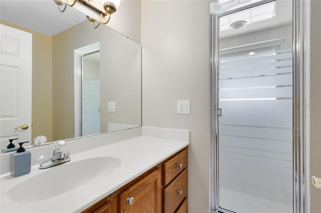 For Sale: $399,999 (4 beds, 2 baths, 2860 Square Feet)