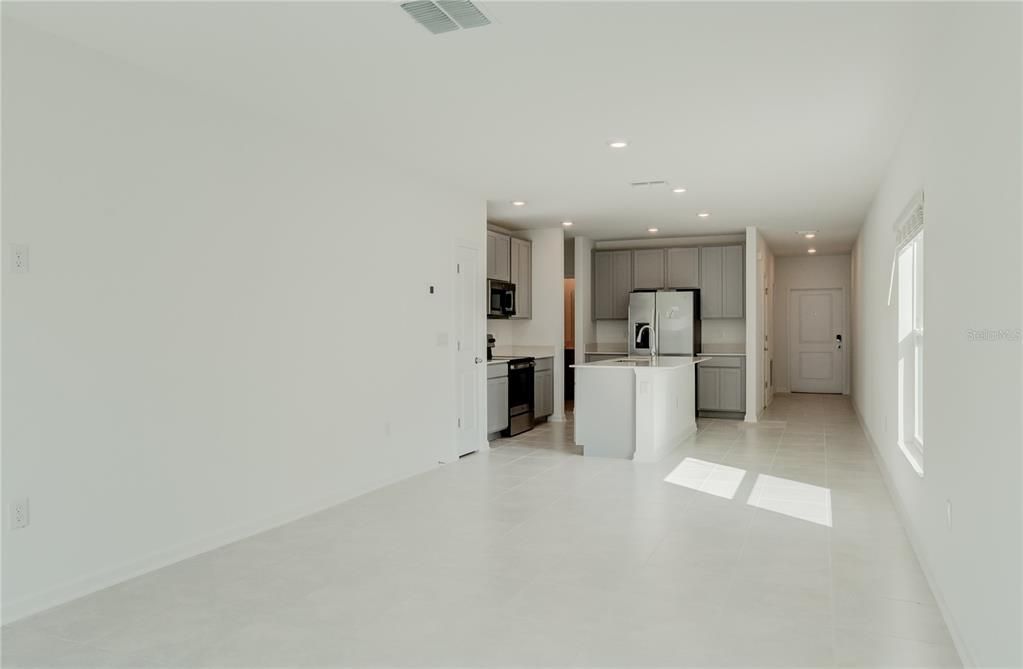 出租: $2,050 (3 贝兹, 2 浴室, 1432 平方英尺)