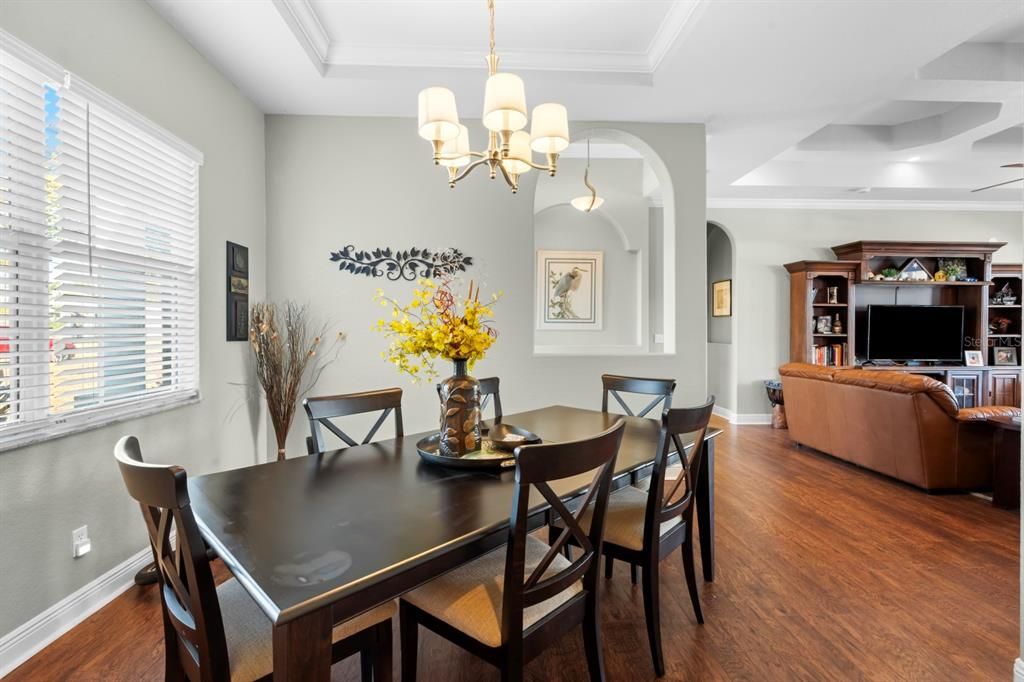 На продажу: $440,000 (3 спален, 2 ванн, 2242 Квадратных фут)