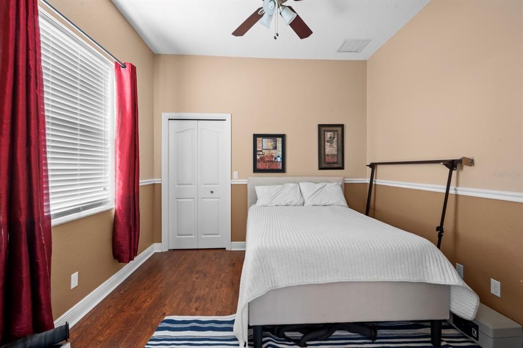 На продажу: $440,000 (3 спален, 2 ванн, 2242 Квадратных фут)