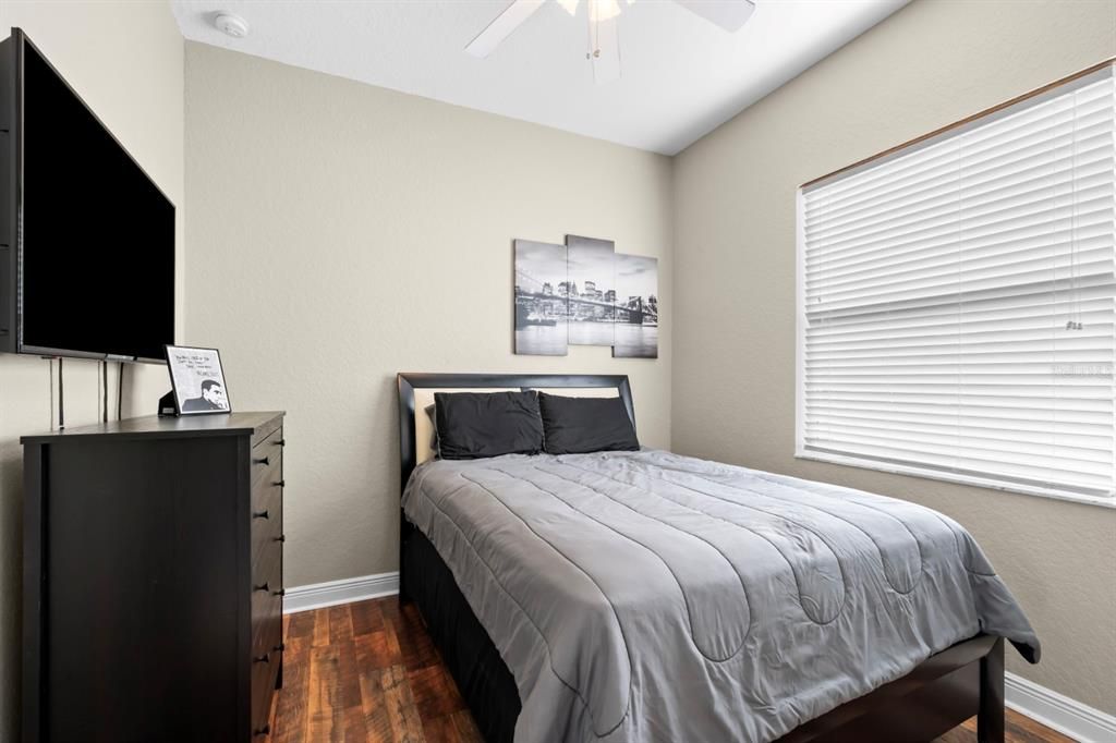 На продажу: $440,000 (3 спален, 2 ванн, 2242 Квадратных фут)