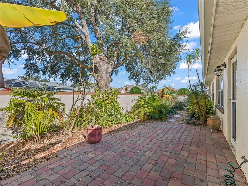 En Venta: $395,000 (3 camas, 3 baños, 2233 Pies cuadrados)