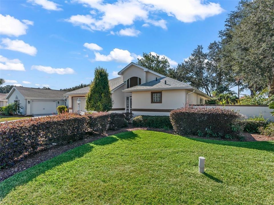 En Venta: $395,000 (3 camas, 3 baños, 2233 Pies cuadrados)