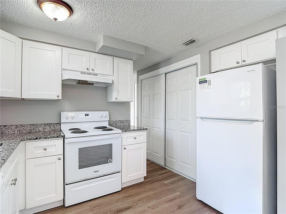 En Venta: $210,000 (2 camas, 1 baños, 956 Pies cuadrados)