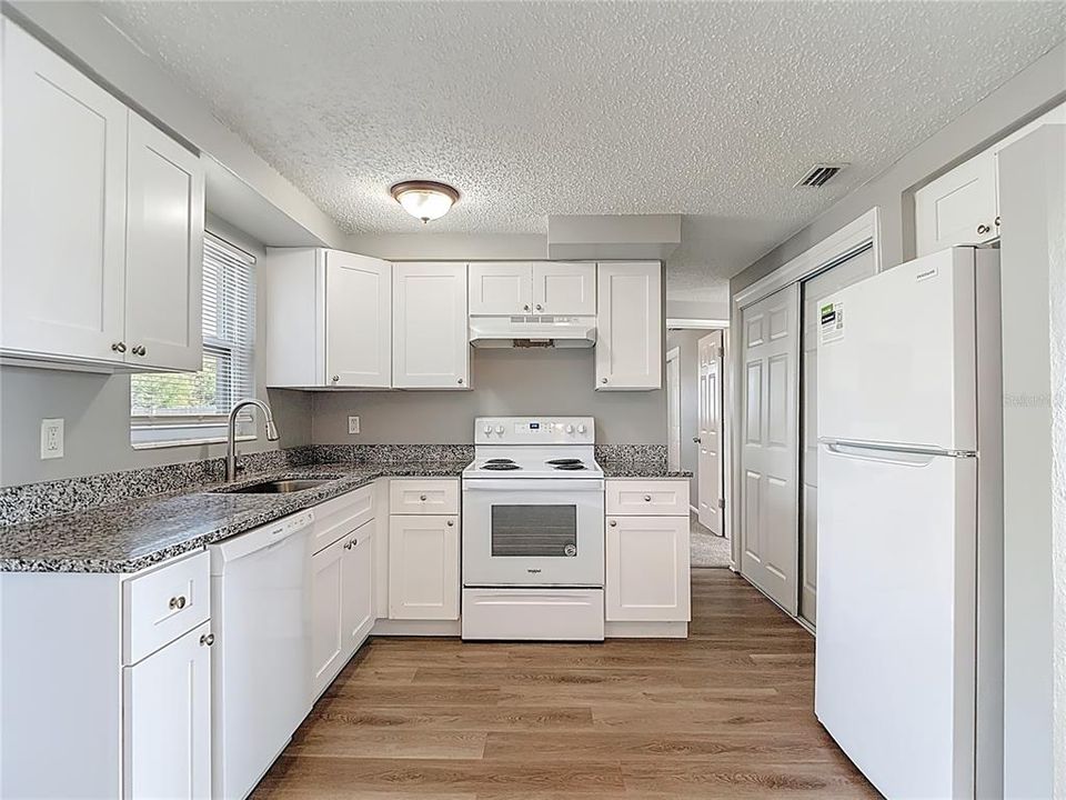 En Venta: $210,000 (2 camas, 1 baños, 956 Pies cuadrados)