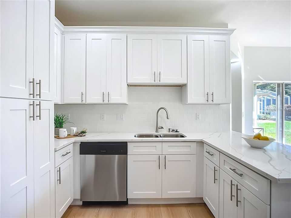 For Sale: $575,000 (3 beds, 2 baths, 2205 Square Feet)