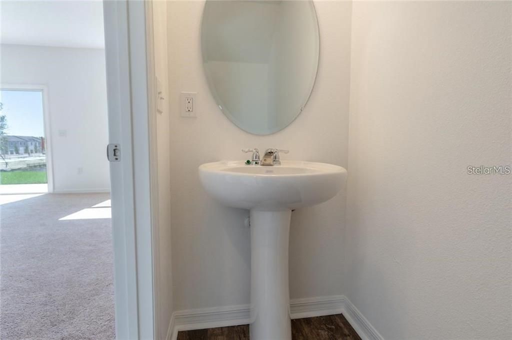 В аренду: $1,900 (3 спален, 2 ванн, 1404 Квадратных фут)