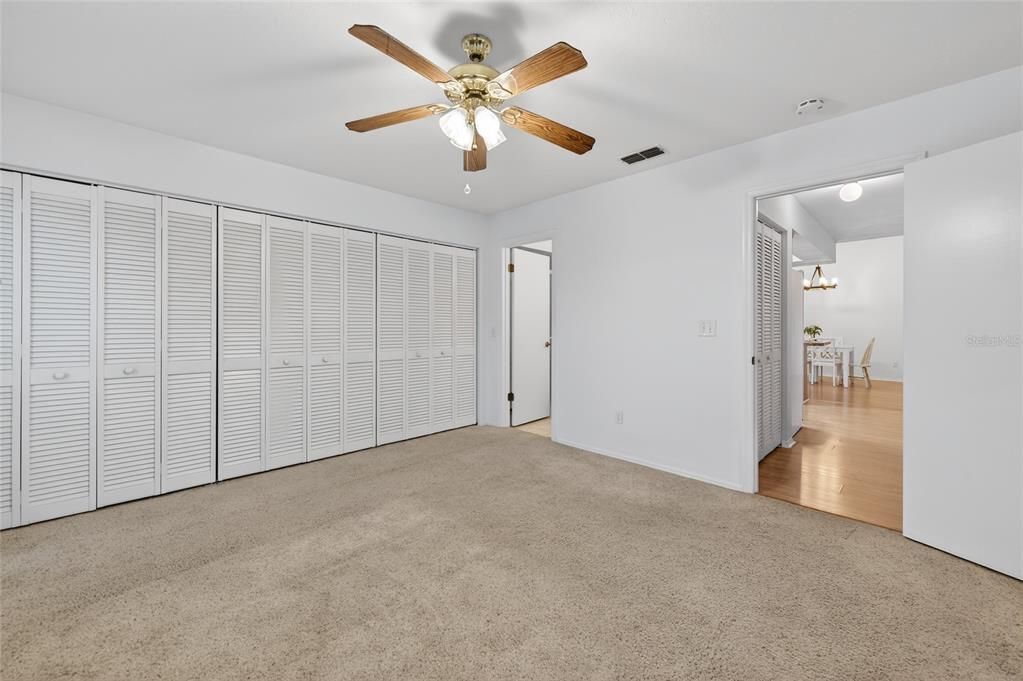 En Venta: $349,000 (3 camas, 2 baños, 1385 Pies cuadrados)